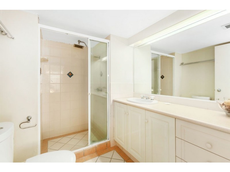 7/3 Eden Avenue, Rainbow Bay QLD 4225