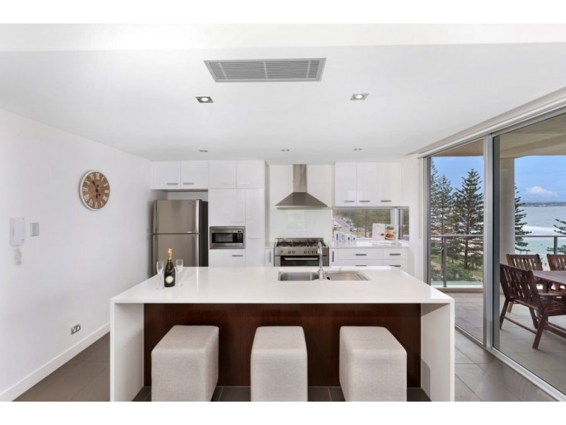 7/11 Eden Avenue, Rainbow Bay QLD 4225