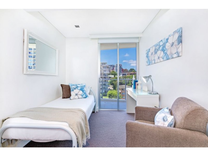 7/11 Eden Avenue, Rainbow Bay QLD 4225