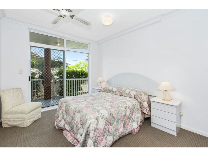 2/39-43 Tweed Street, Coolangatta QLD 4225