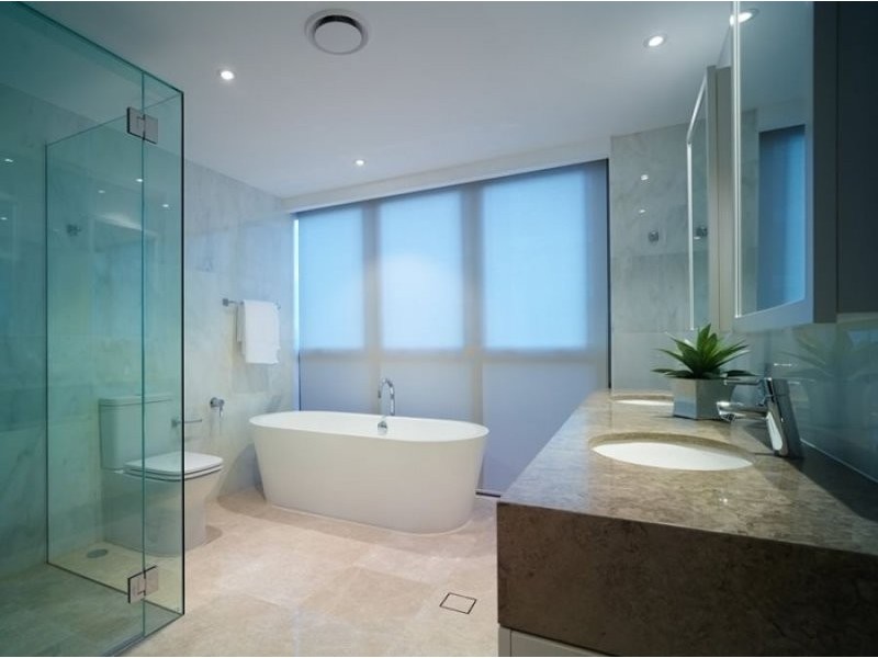 60 Marine Parade, Coolangatta QLD 4225