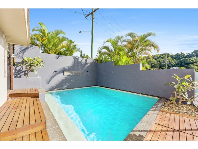 98 Dutton Street, Coolangatta QLD 4225