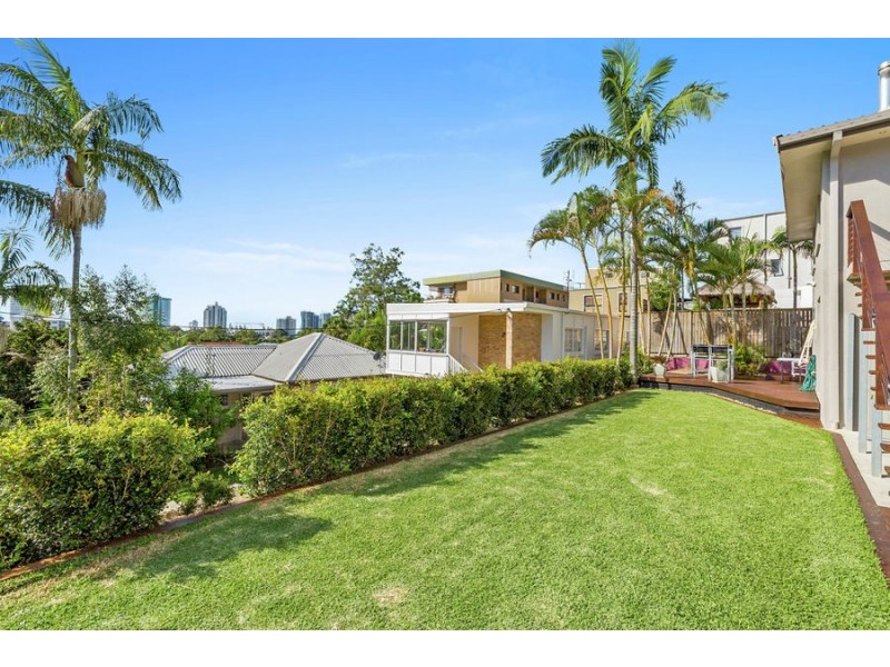 98 Dutton Street, Coolangatta QLD 4225