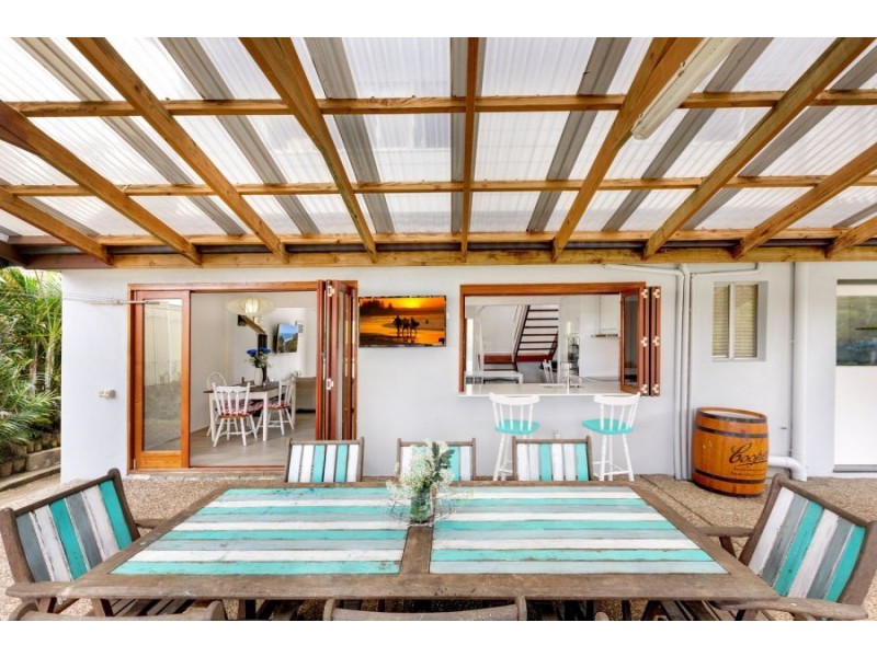 83 Kitchener Street, Tugun QLD 4224