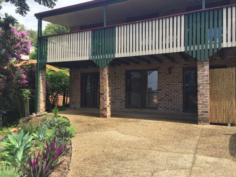 17 Mariners Cresent, Banora Point NSW 2486