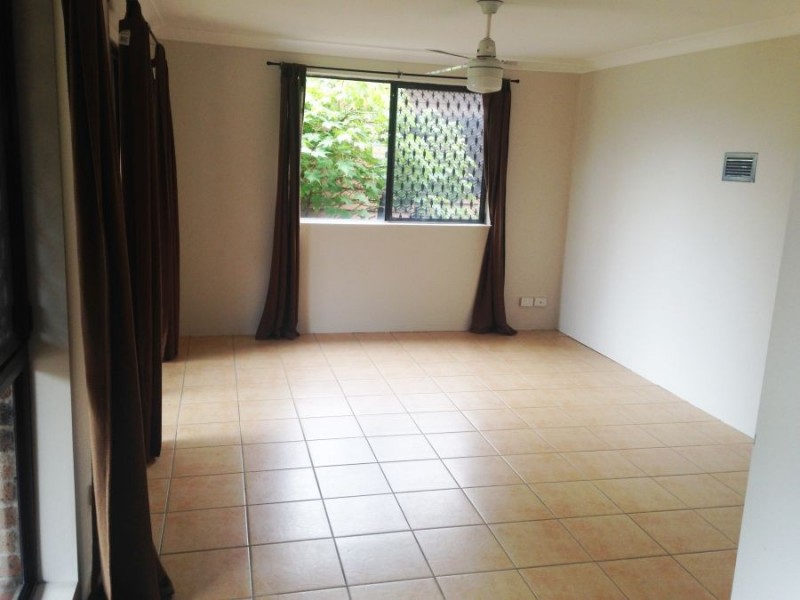 17 Mariners Cresent, Banora Point NSW 2486