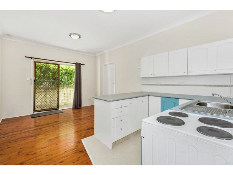 4/76 Dutton Street, Coolangatta QLD 4225