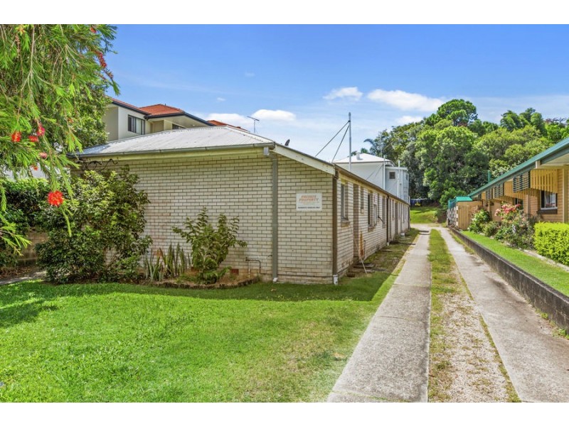 4/76 Dutton Street, Coolangatta QLD 4225
