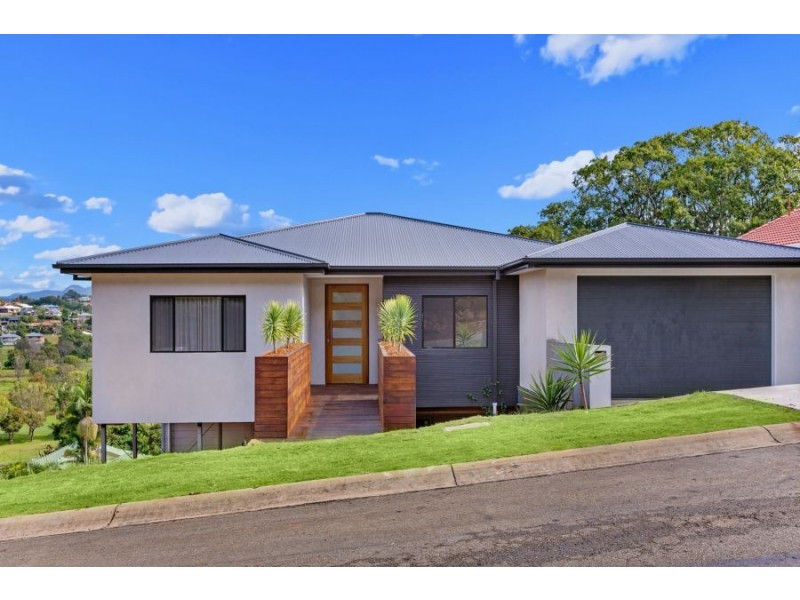 3 Castlecrag Avenue, Banora Point NSW 2486