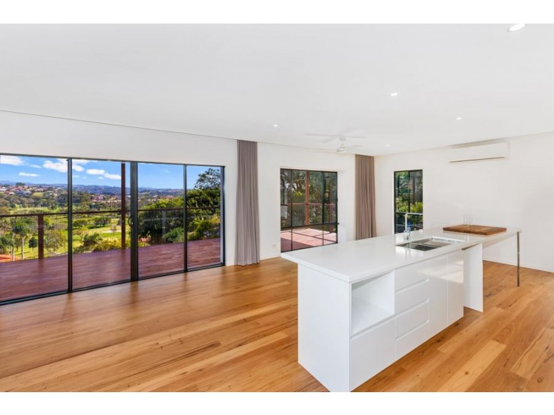 3 Castlecrag Avenue, Banora Point NSW 2486