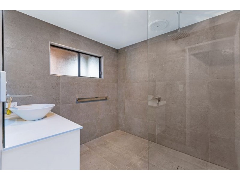 3 Castlecrag Avenue, Banora Point NSW 2486