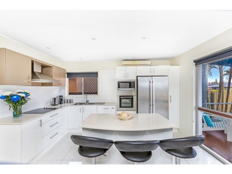 16 Morshead Street, Tugun QLD 4224