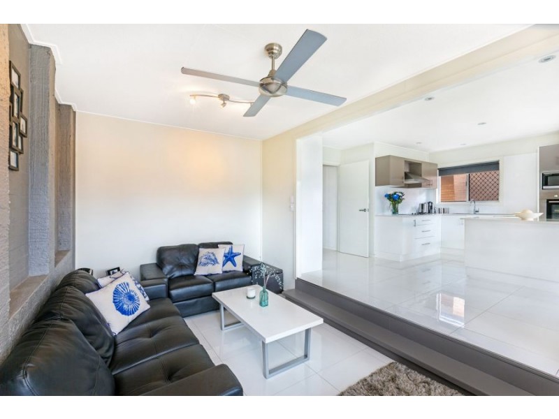 16 Morshead Street, Tugun QLD 4224