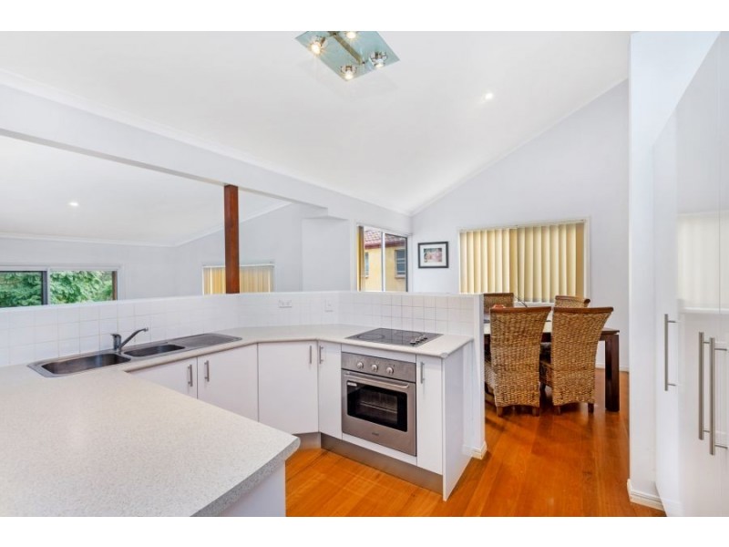 2 Shady Lane, Banora Point NSW 2486