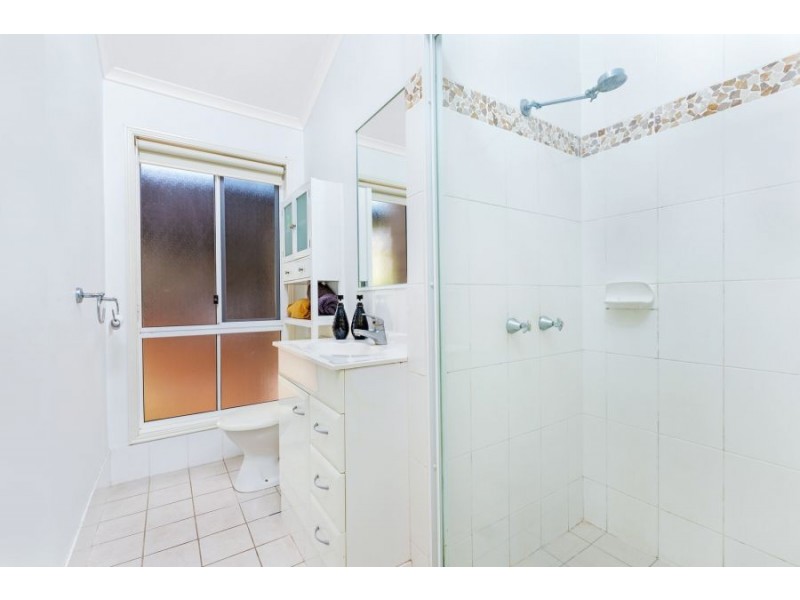 2 Shady Lane, Banora Point NSW 2486