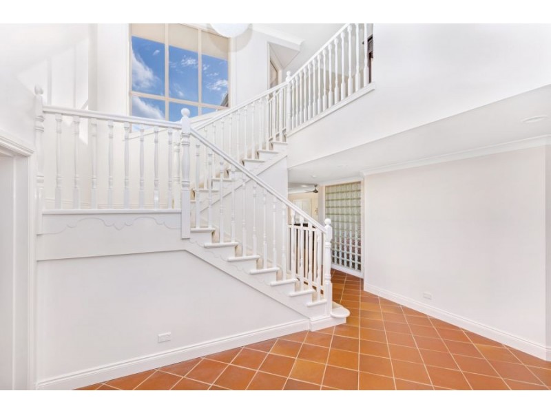 15 Peppermint Place, Banora Point NSW 2486