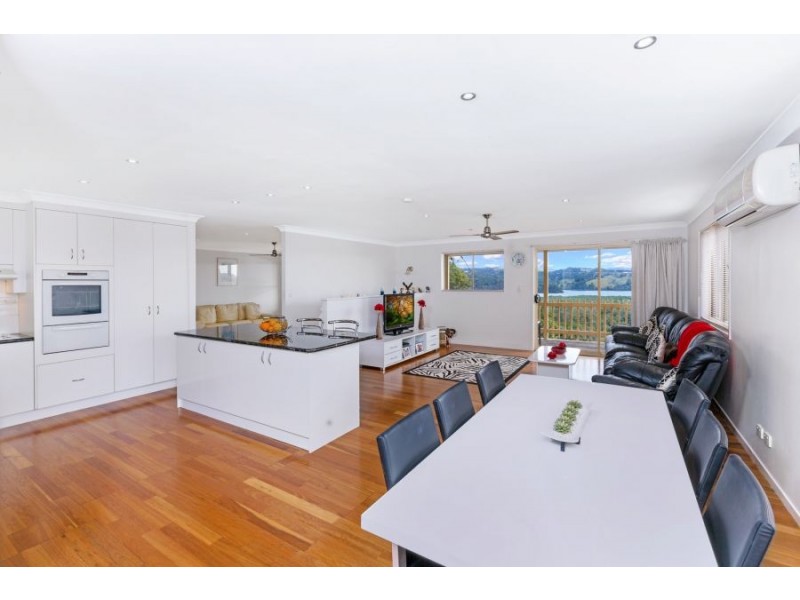 39 Lakeview Parade, Tweed Heads South NSW 2486