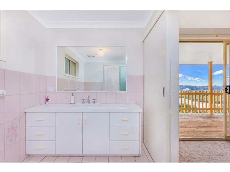 39 Lakeview Parade, Tweed Heads South NSW 2486