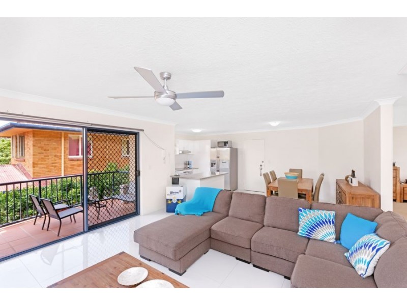 15/14 Miles Street, Kirra QLD 4225