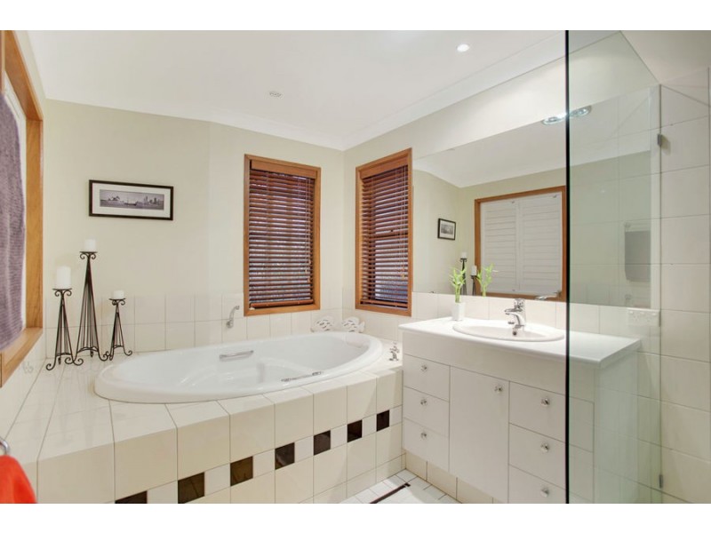 36 Tweed Street, Coolangatta QLD 4225