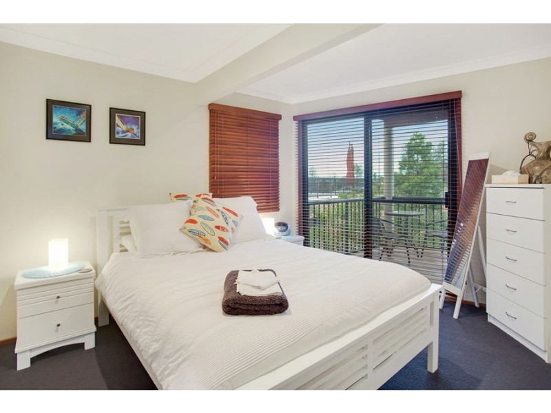 36 Tweed Street, Coolangatta QLD 4225