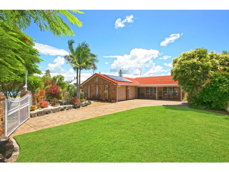 25 Crystal Waters Drive, Tweed Heads NSW 2485