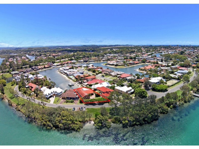 25 Crystal Waters Drive, Tweed Heads NSW 2485
