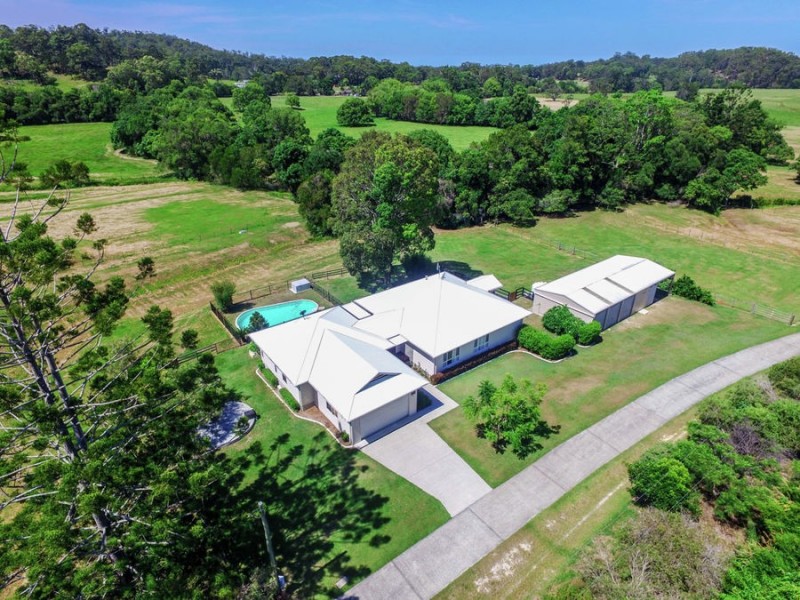 9 Robinsons Road, Piggabeen NSW 2486