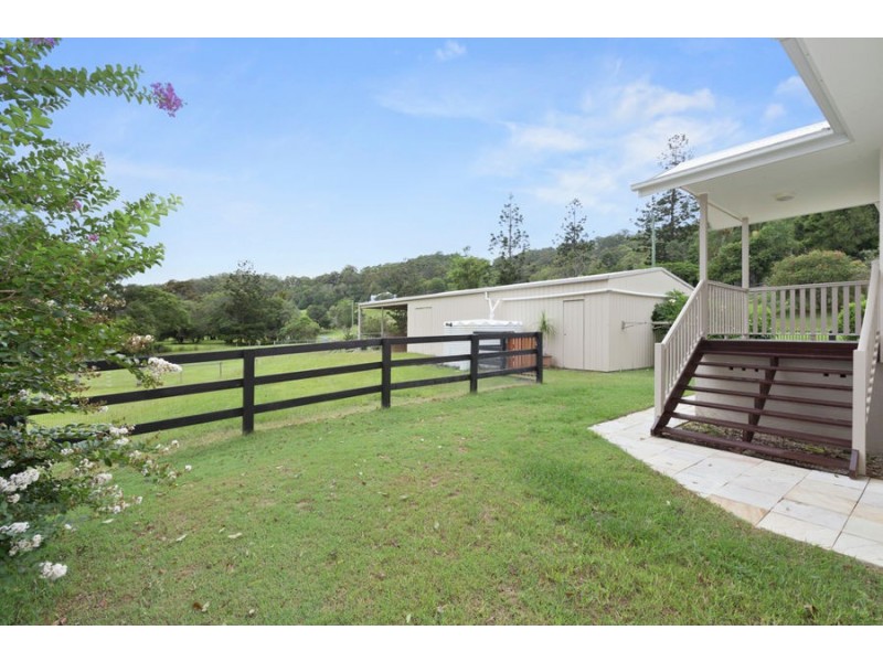 9 Robinsons Road, Piggabeen NSW 2486