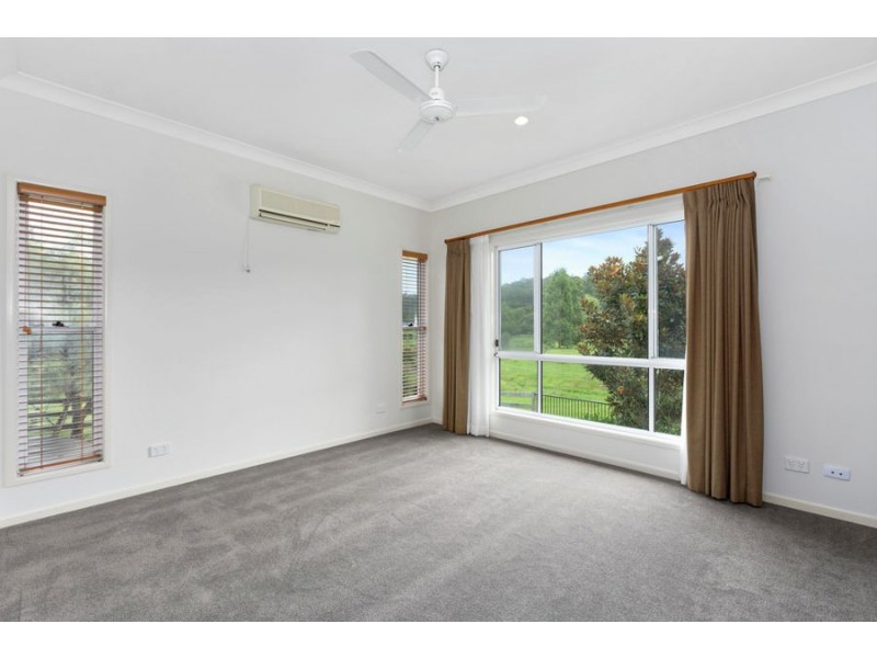 9 Robinsons Road, Piggabeen NSW 2486