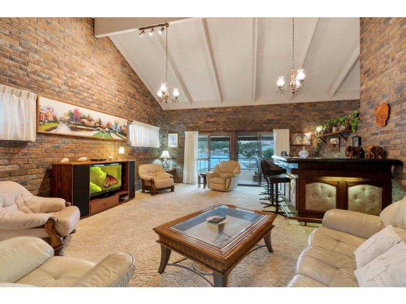 18 Compass Way, Tweed Heads NSW 2485