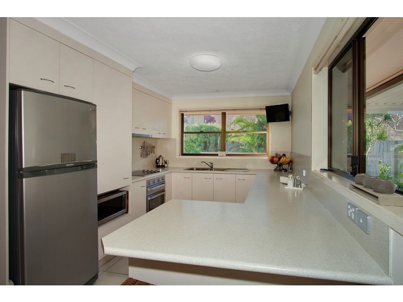 1 & 2/9 Diamond Place, Tweed Heads NSW 2485