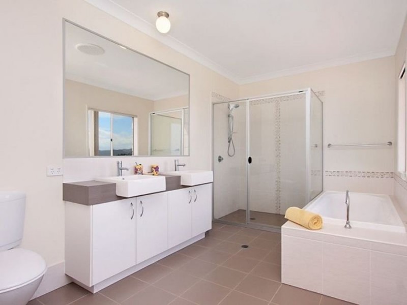 30 Sunnycrest Drive, Terranora NSW 2486