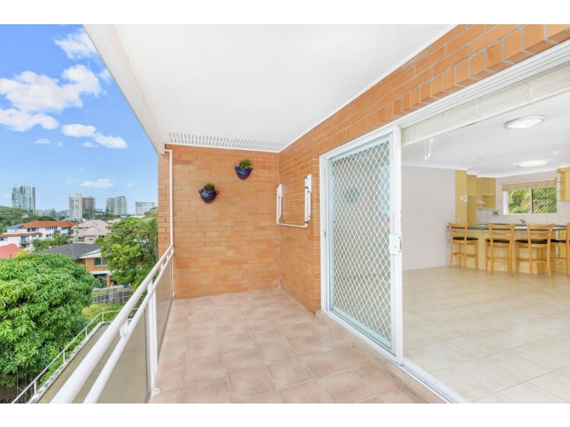 7/50 Mclean Street, Coolangatta QLD 4225