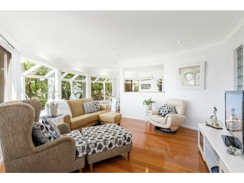 73 Dixon Street, Coolangatta QLD 4225