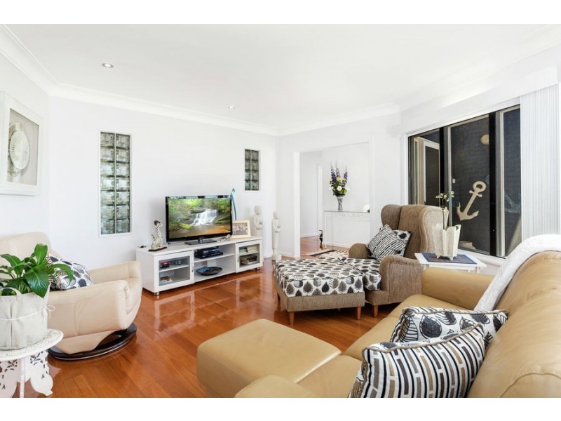 73 Dixon Street, Coolangatta QLD 4225