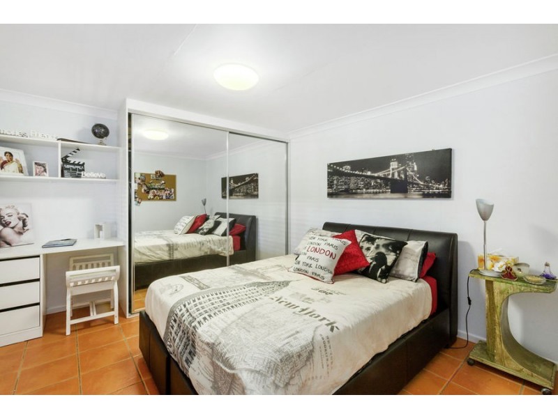 73 Dixon Street, Coolangatta QLD 4225