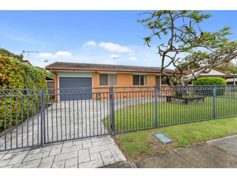 40 Bolton Street, Kirra QLD 4225