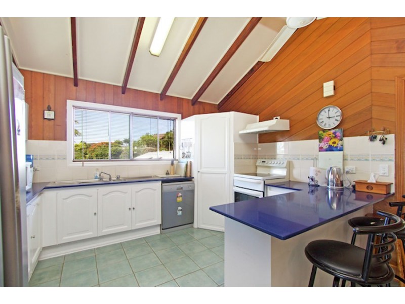 22 Widgee Ave, Banora Point NSW 2486