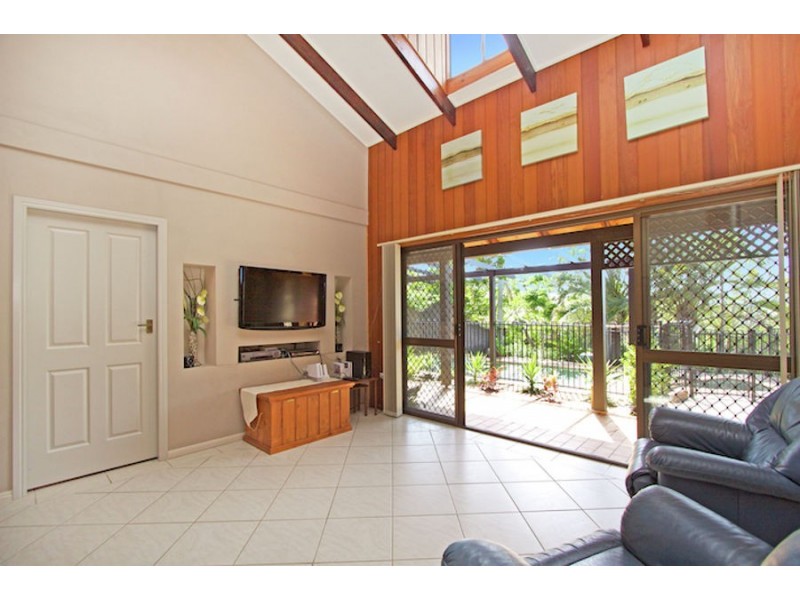 22 Widgee Ave, Banora Point NSW 2486