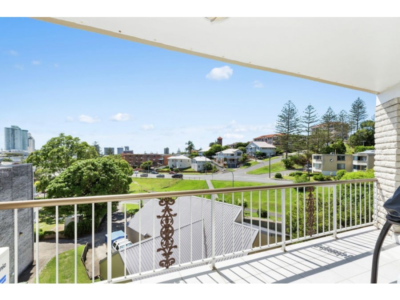 10/126 Musgrave Street, Coolangatta QLD 4225