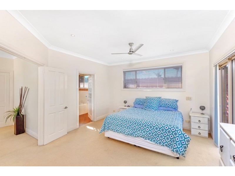 15 Peppermint Place, Banora Point NSW 2486