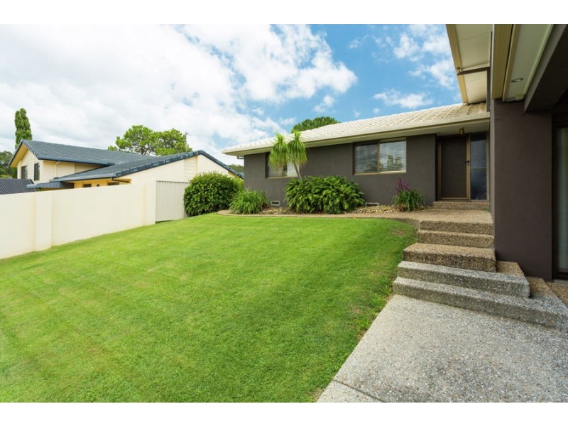 42 Bob Barnard Drive, Tugun QLD 4224