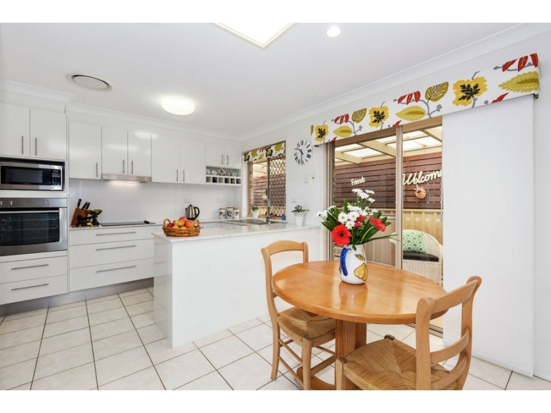 1/2 Paperbark Court, Banora Point NSW 2486