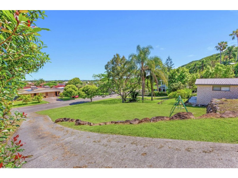 21 Mariners Crescent, Banora Point NSW 2486