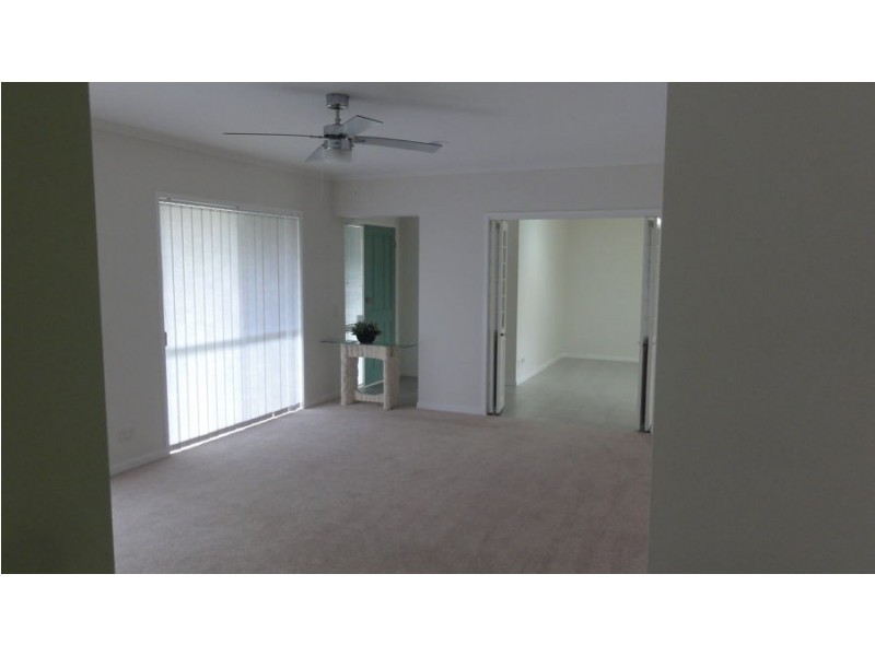 31 Birkdale Court, Banora Point NSW 2486
