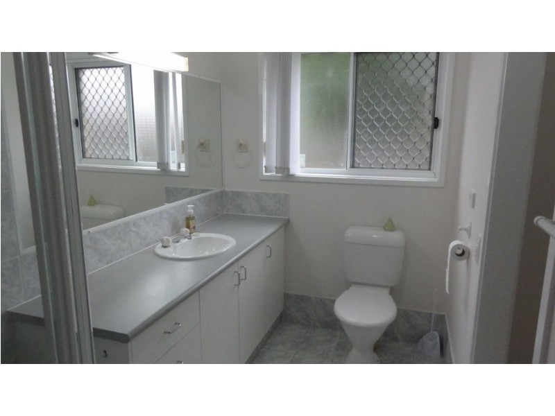 31 Birkdale Court, Banora Point NSW 2486