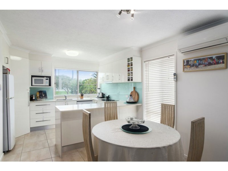 1/285 Golden Four Drive, Bilinga QLD 4225