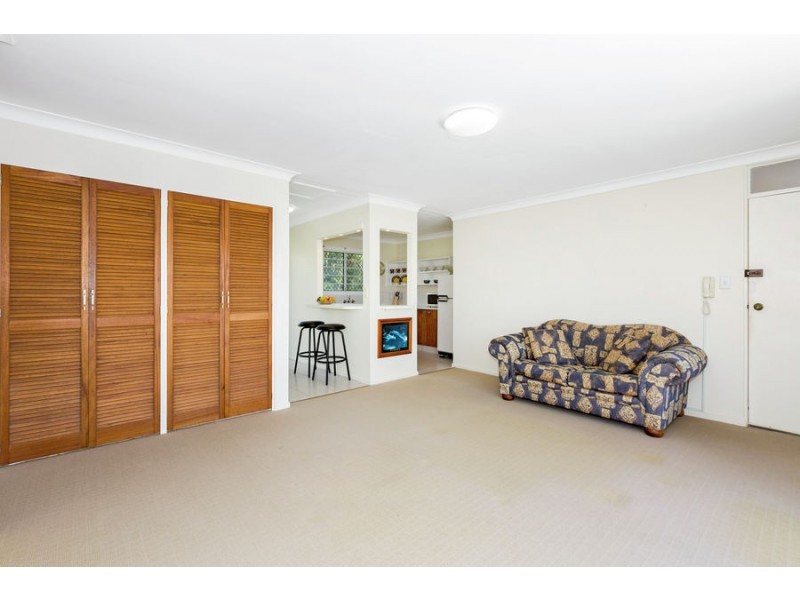 8/50 Mclean Street, Coolangatta QLD 4225