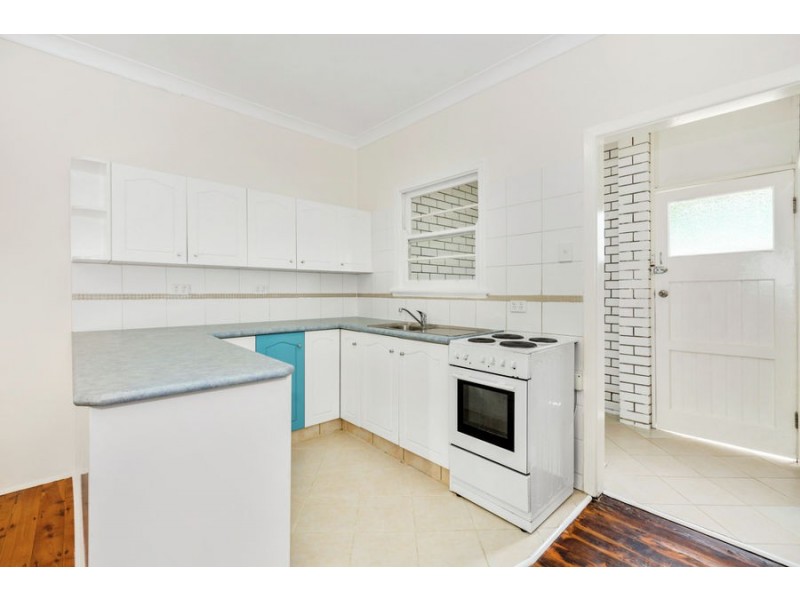 4/76 Dutton Street, Coolangatta QLD 4225